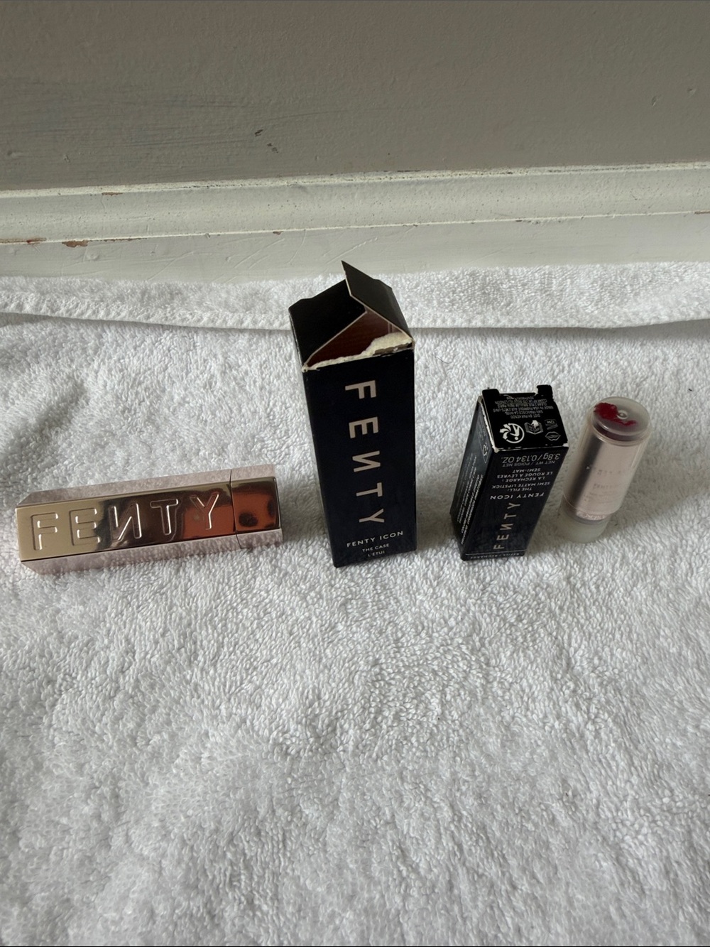 Fenty Beauty Lipstick in Rose Gold Tube with Freak-Went Fly’R Bullet #14